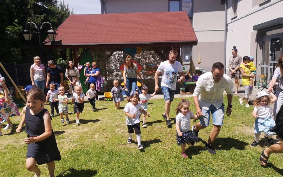 PIKNIKI RODZINNE- CIESZYMY SIĘ ŻE MOŻEMY BYĆ RAZEM
